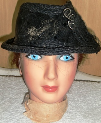 M71M Fancy little Black straw Hat